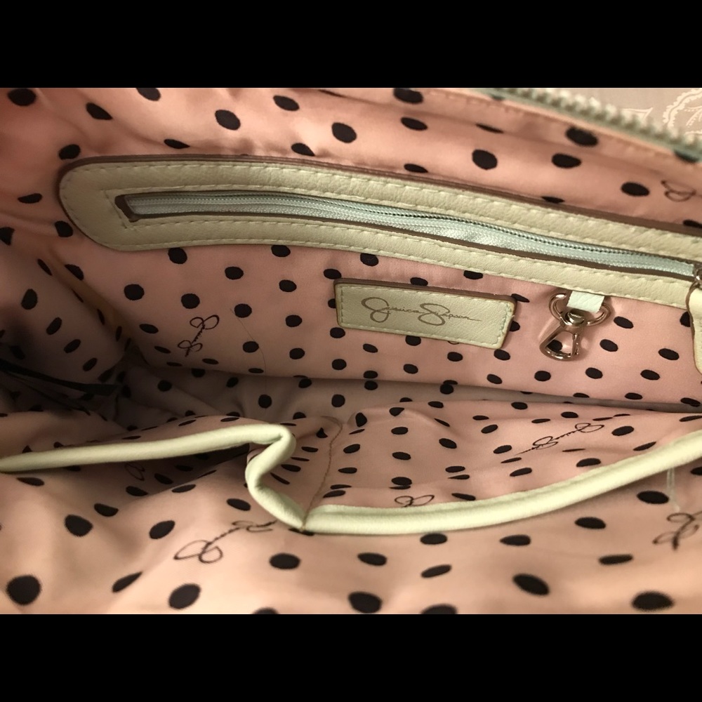Purse - Picture 2 of 3